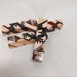 KYLIE COSMETICS AMBER concealer